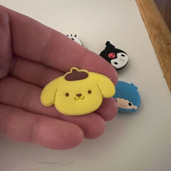 Hello Kitty & Friends Shoe Charms “faces” 8 Pack - Picture 8 of 9